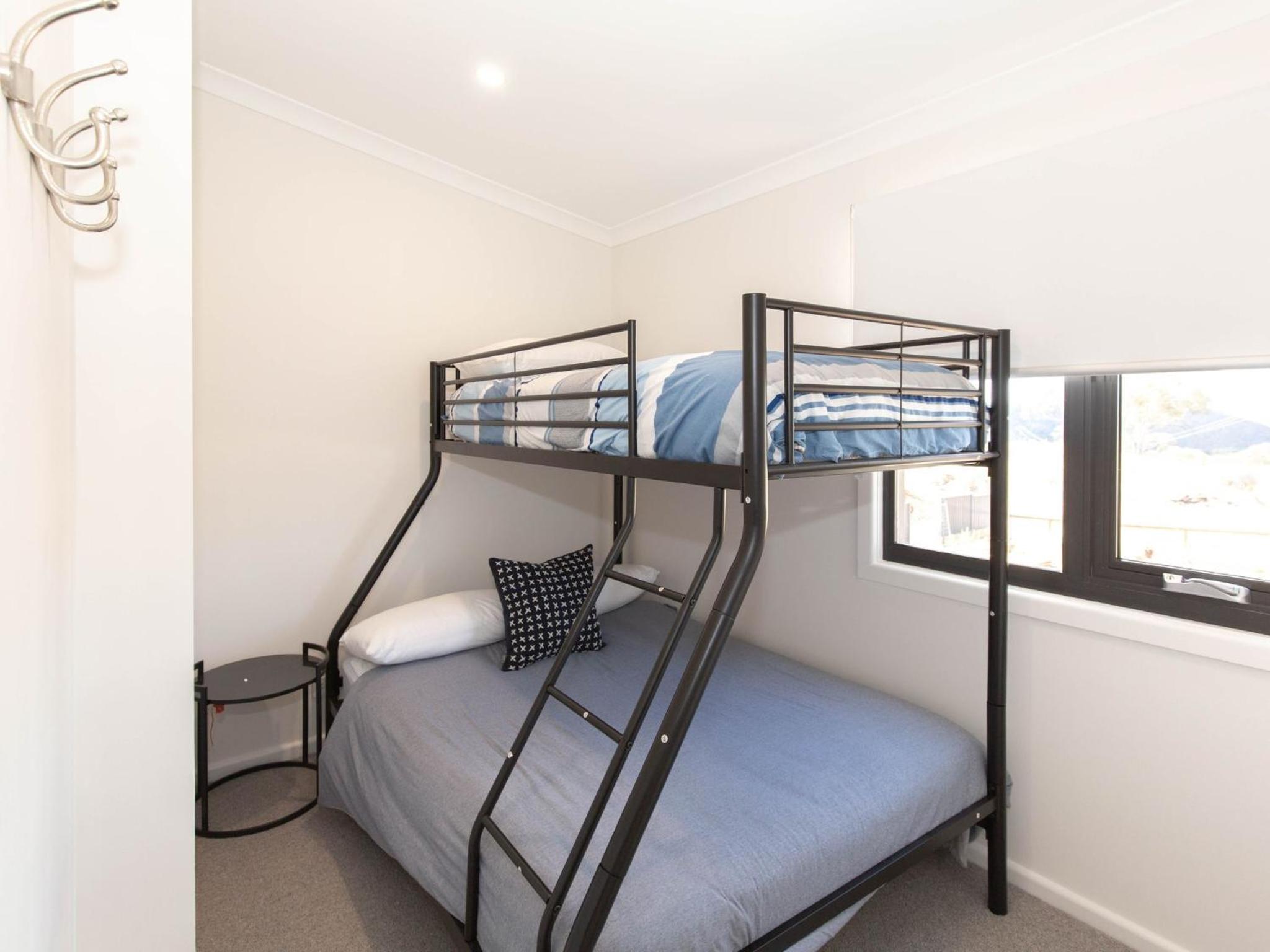 15A Jagungal Close