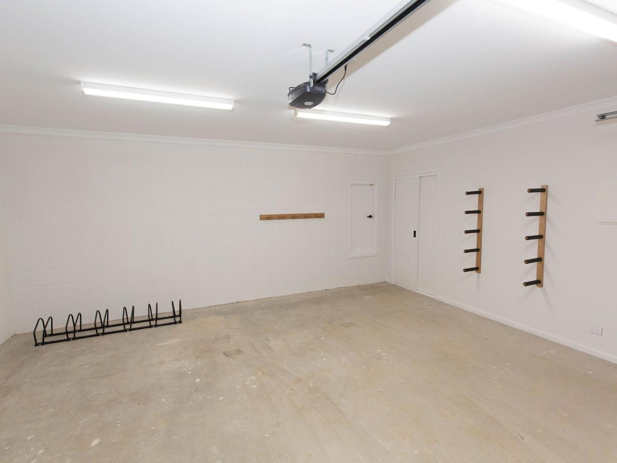 15A Jagungal Close