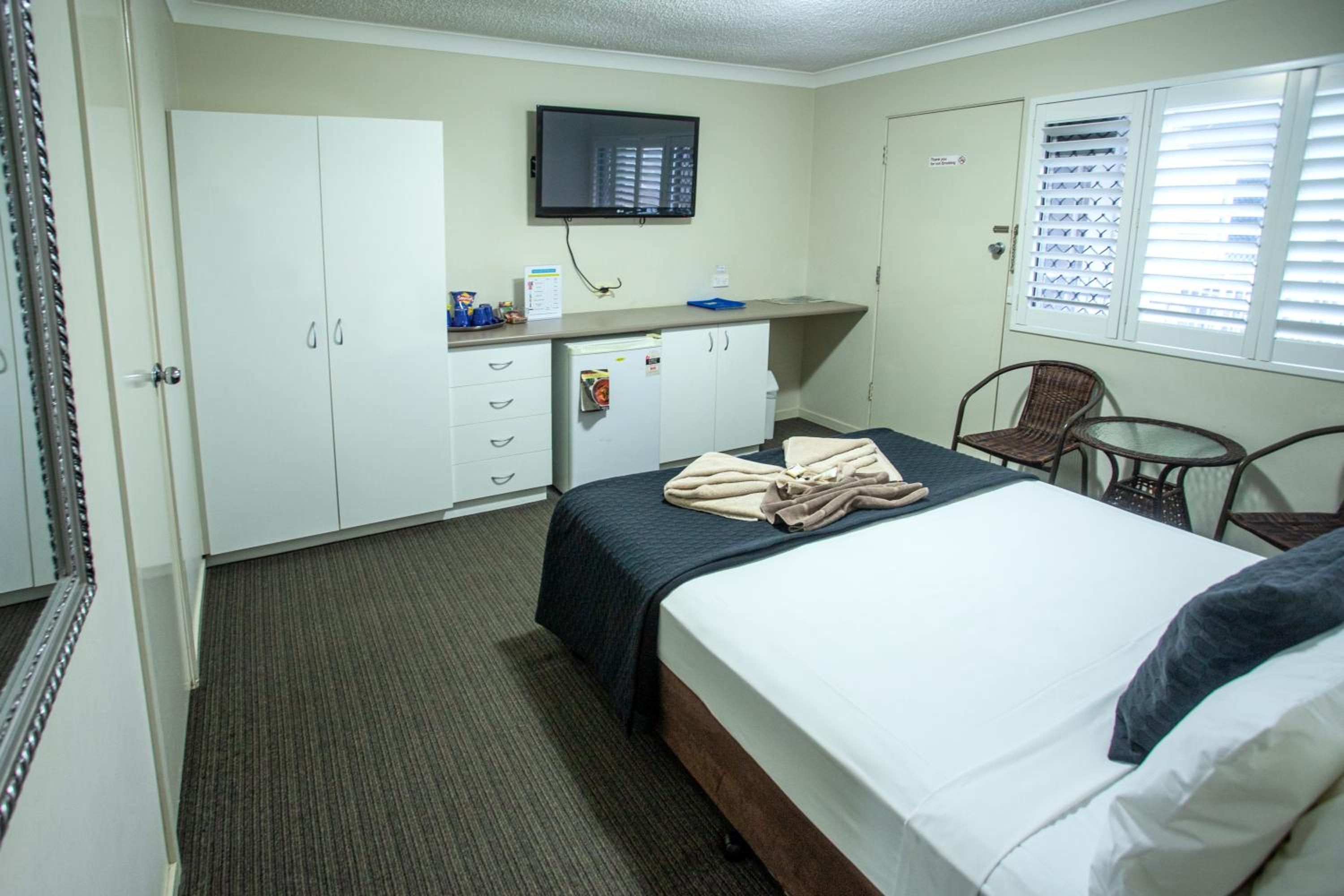 Tropicana Motel