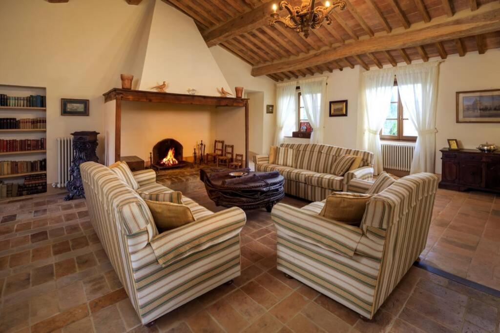 Podere Maiano - Private pool villa with spa
