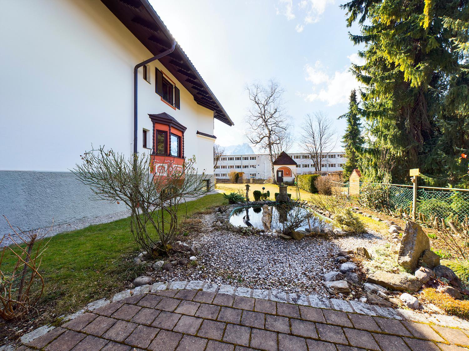 Tiny-Chalet