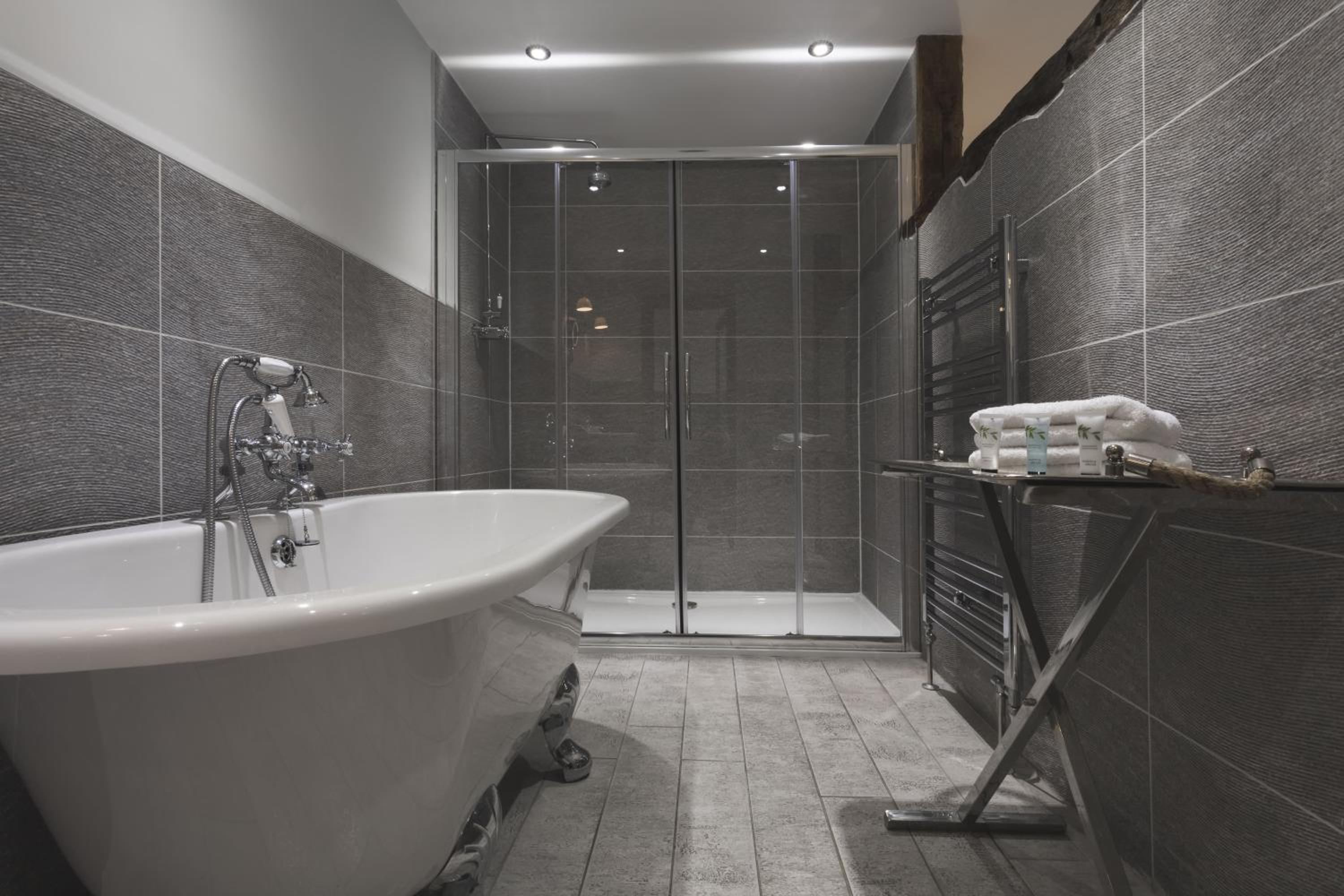 Kendal Vacations - Lyth Valley Country House - Property Image 3