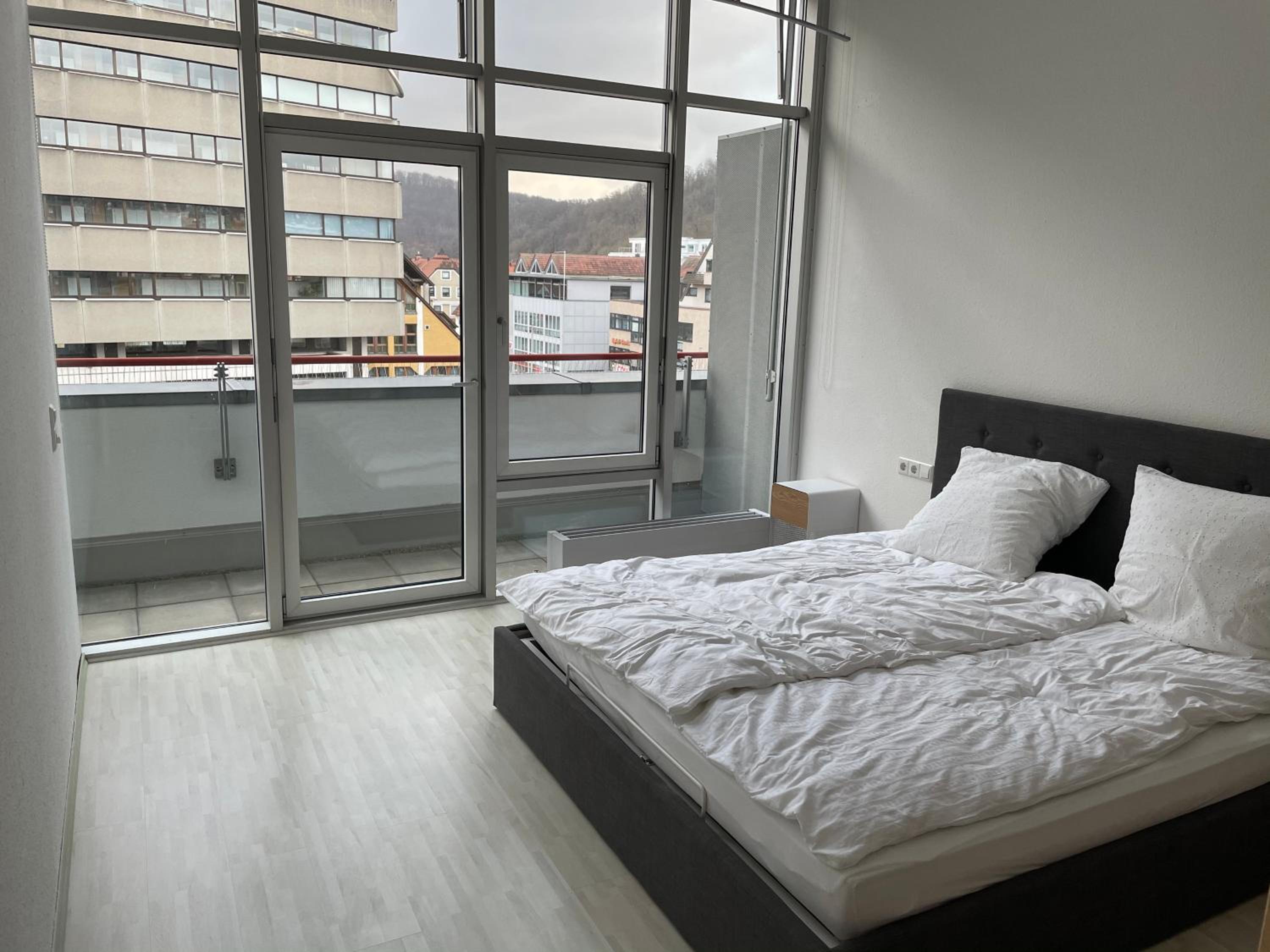 Premium Penthouse Wohnung mit Schlossblick Zentral in Heidenheim mit Tiefgarage
