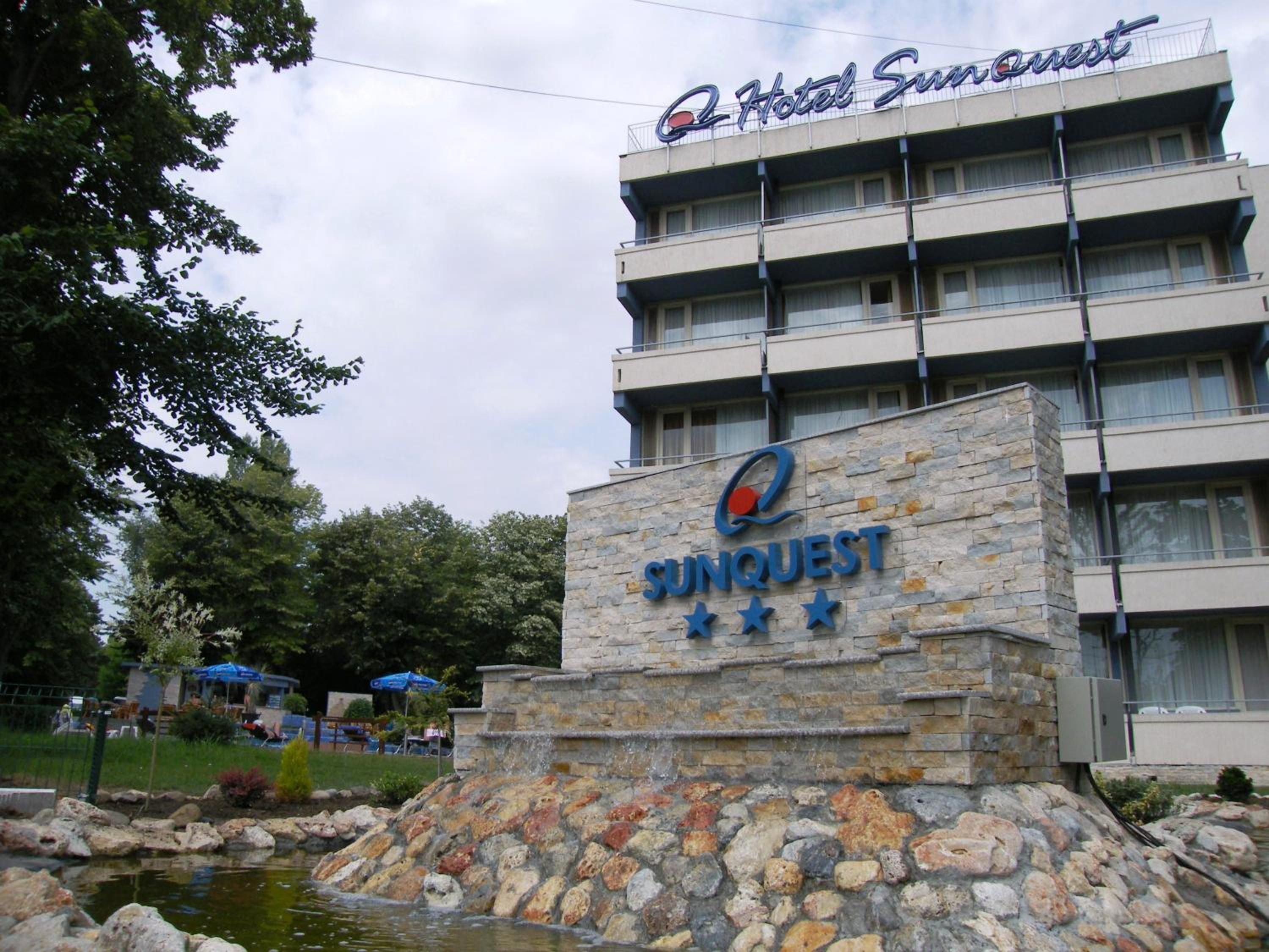 Hotel Sunquest - Image 1