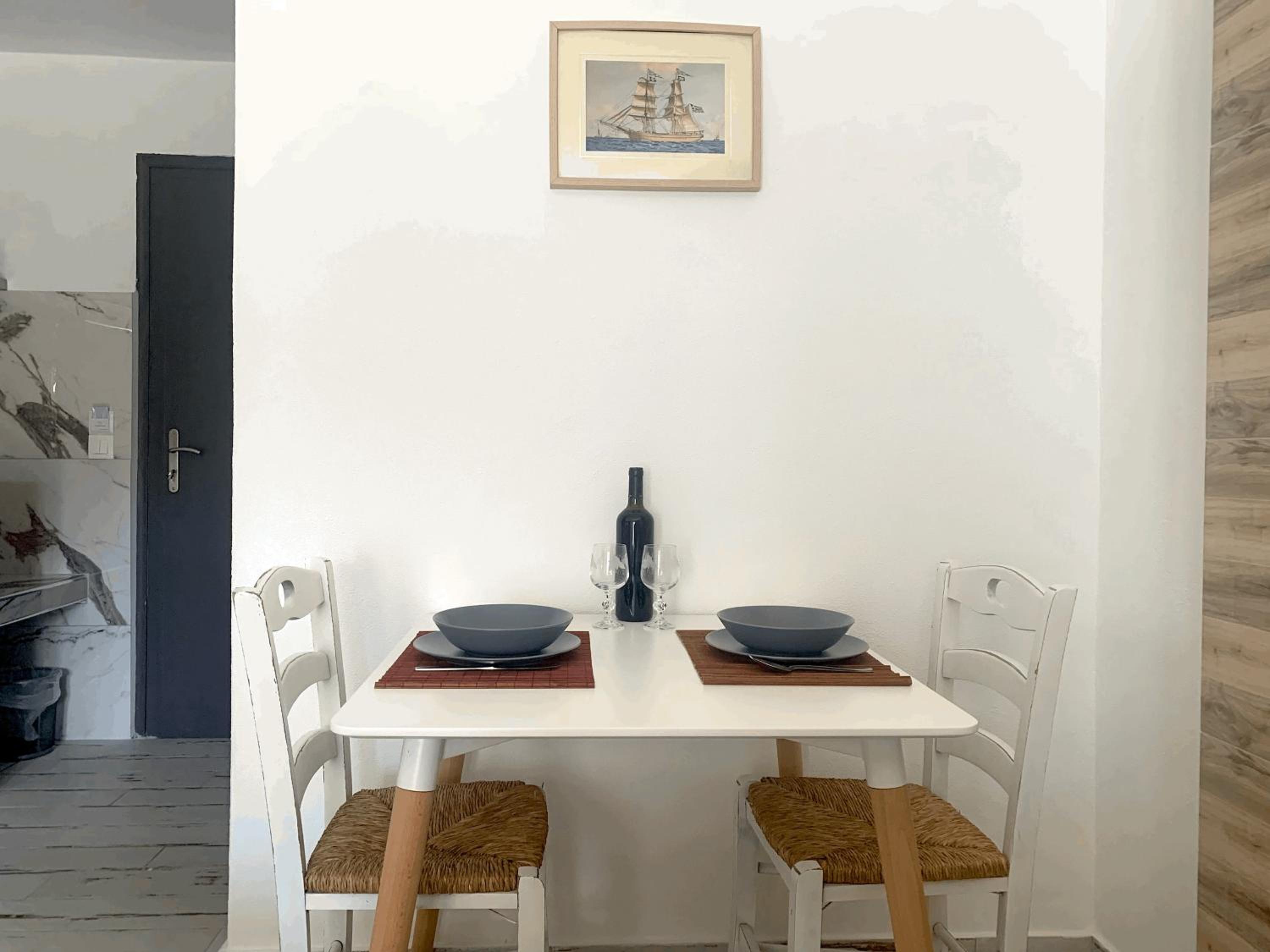 Hotel Polykratis Rooms