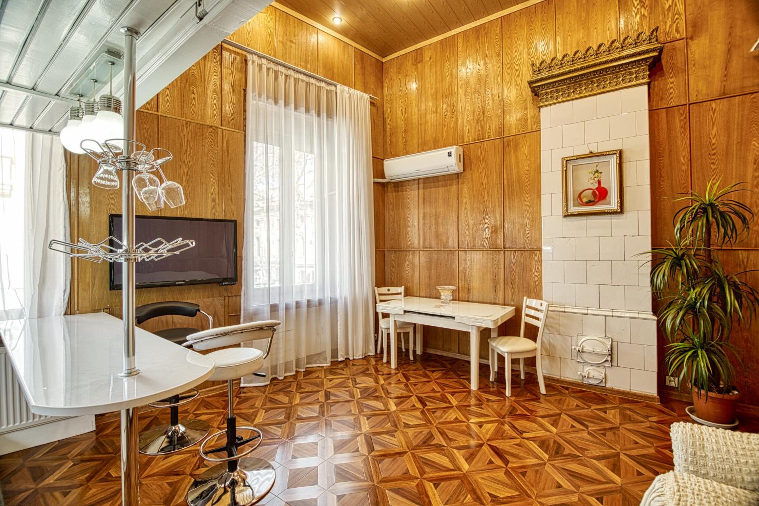 Rustaveli Central ApartHotel view 5