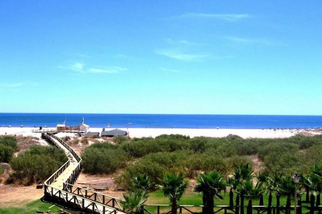 Apartamento T2, Urbanização Golf, Isla Canela view 5