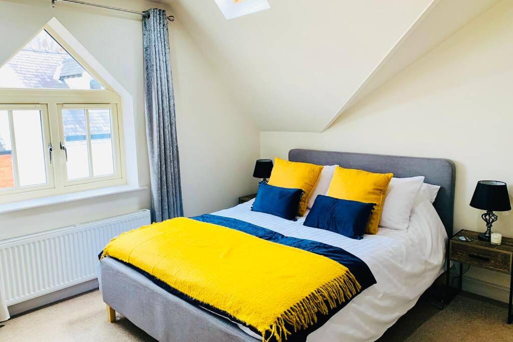 Boutique Townhouse Uphill Lincoln view 2
