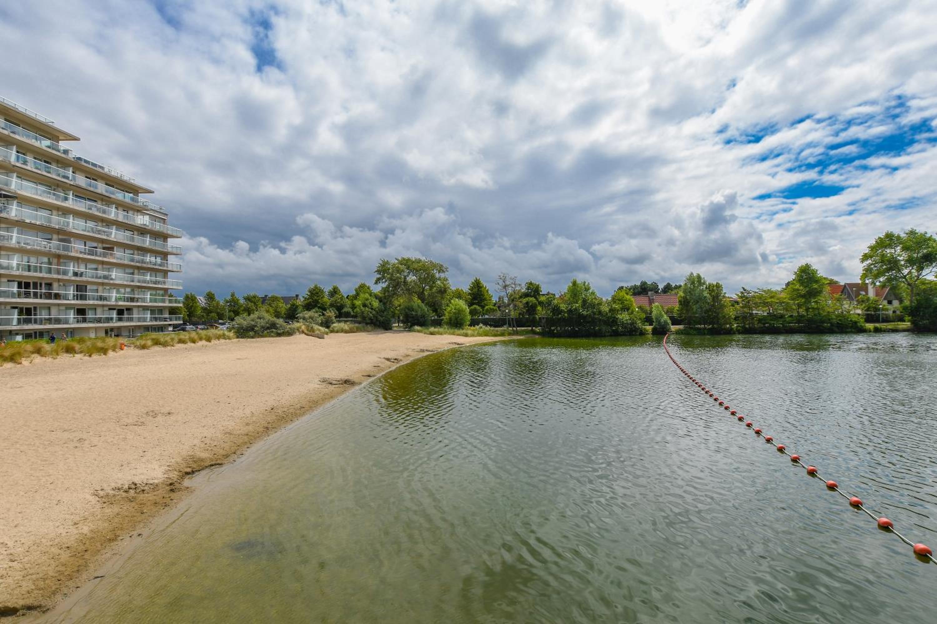 Meerzicht-Laguna view 2