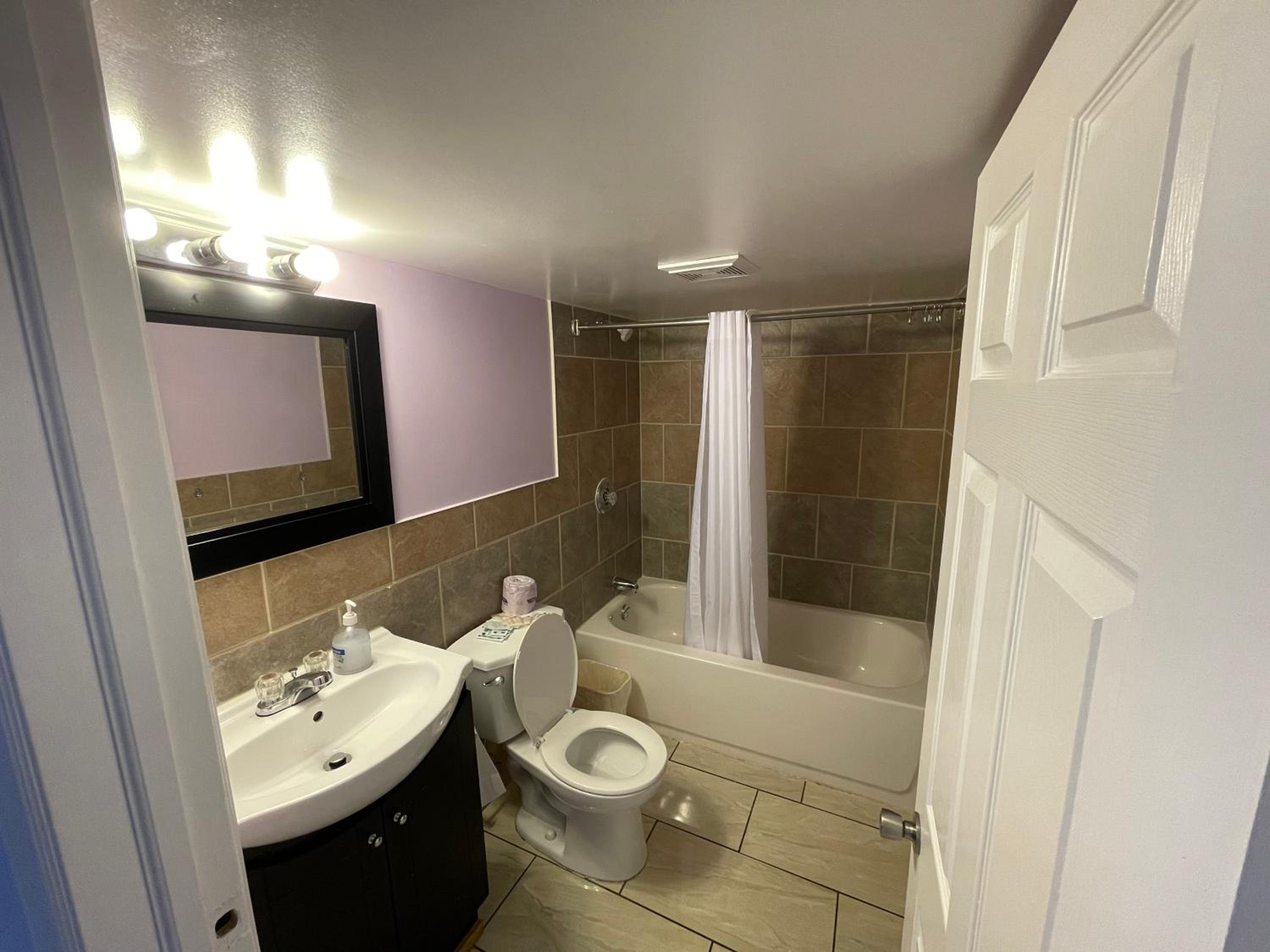 Niagara Holiday Apartment