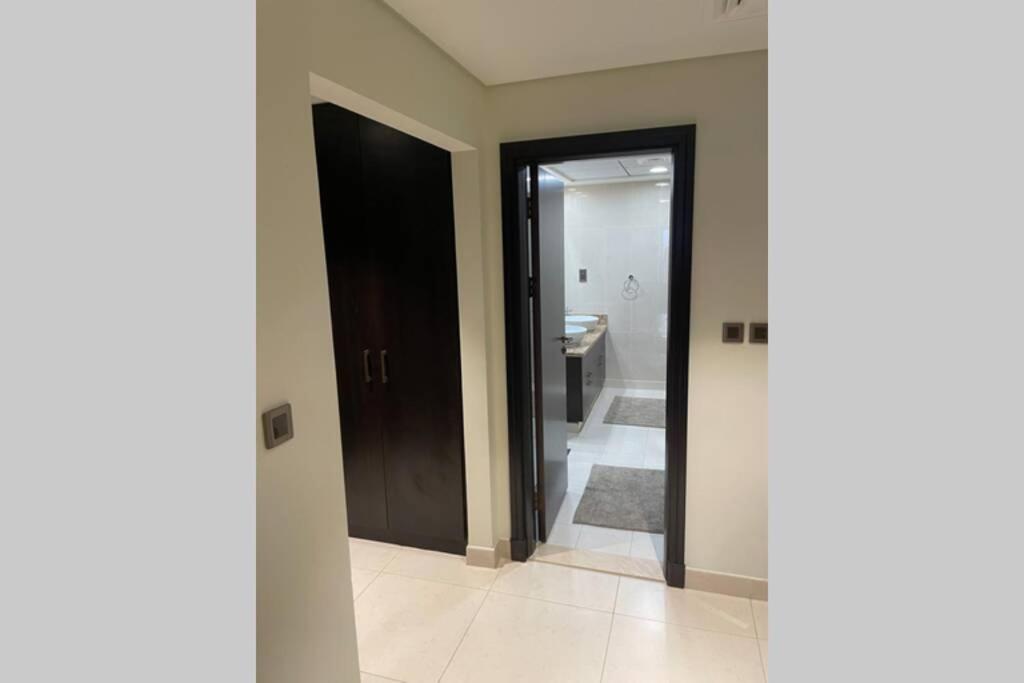 Balqis Residense Palm Jumeirah,Pool, Beach, Top floor, Full sea view, Restaurants