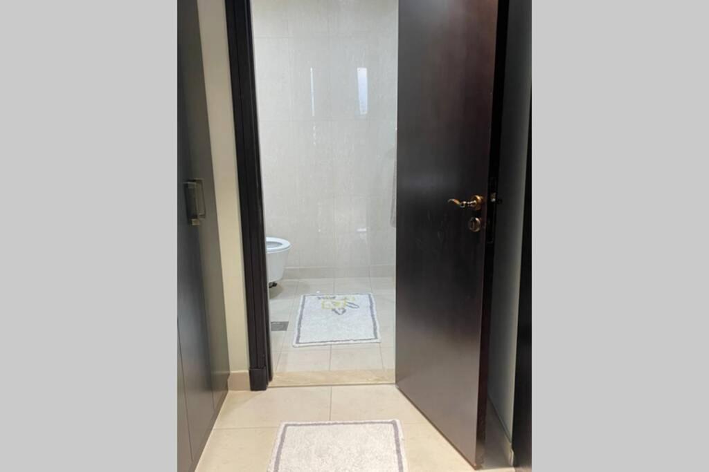 Balqis Residense Palm Jumeirah,Pool, Beach, Top floor, Full sea view, Restaurants