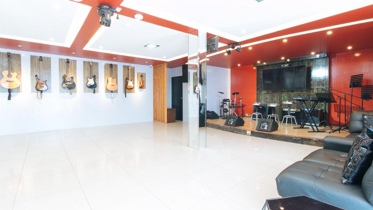 fitness center