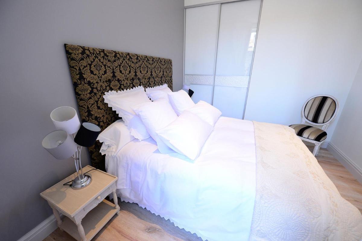 Bordeaux Design Apartments view 3