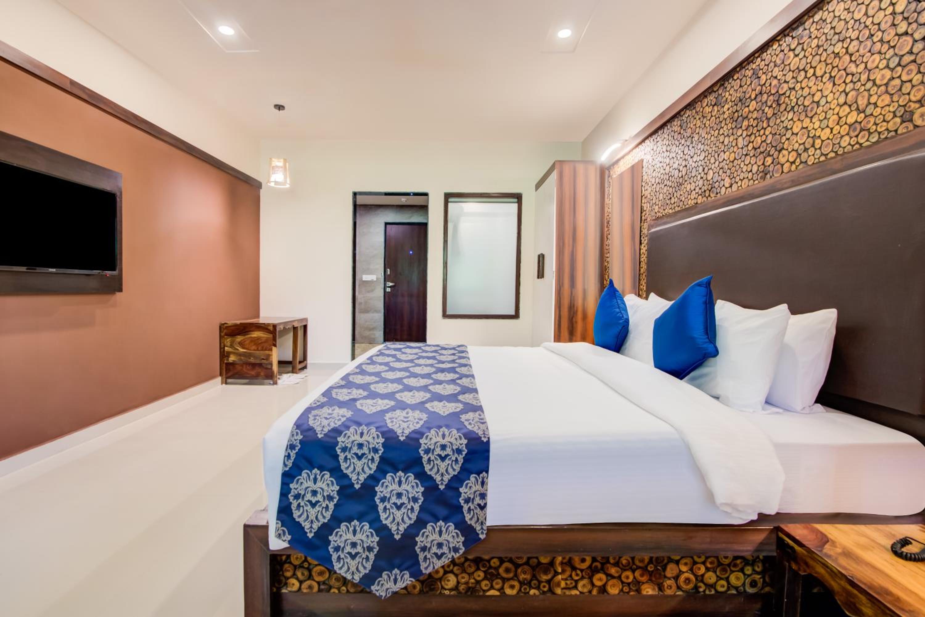 Club Mahindra Netrang