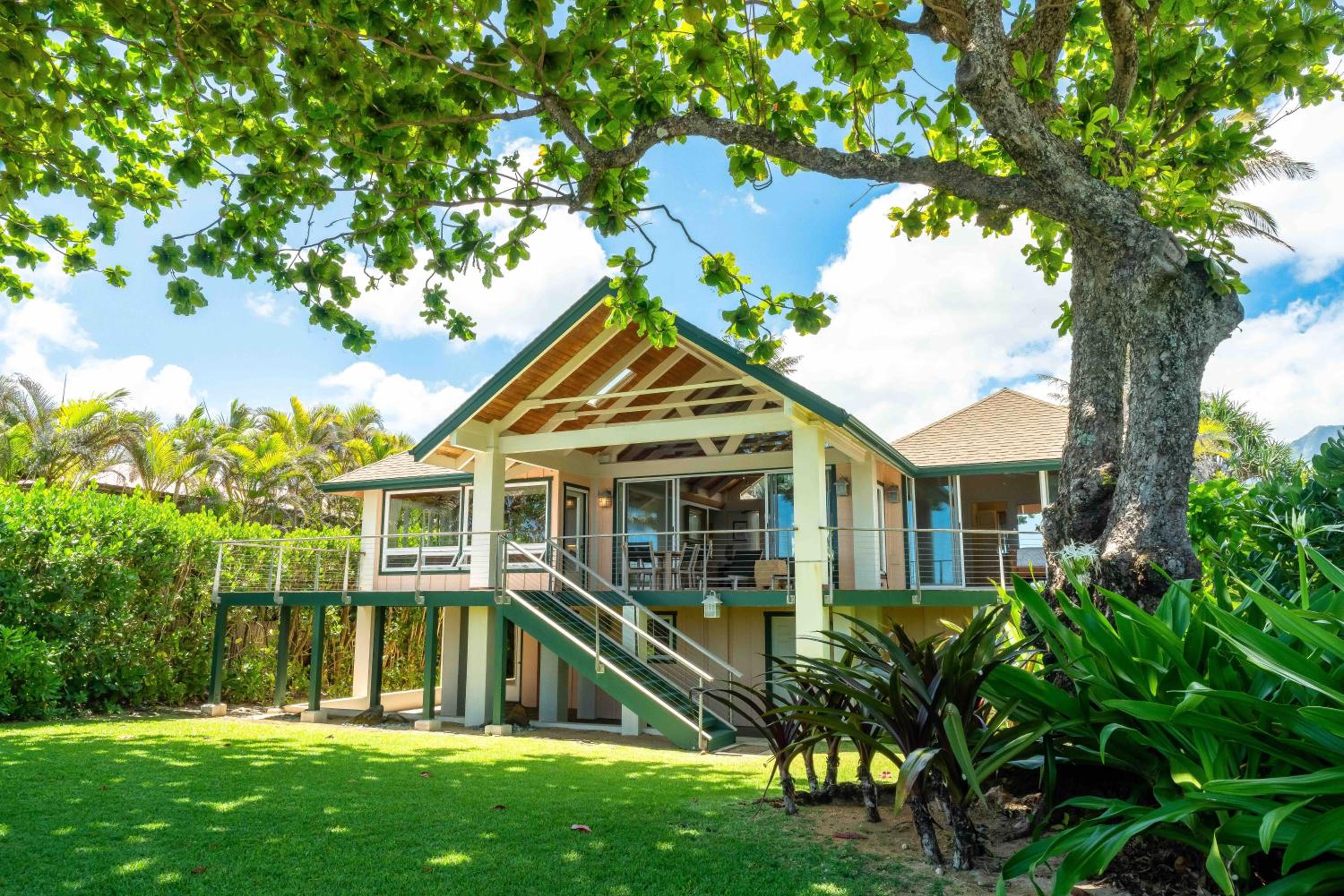 Makana Akua Haena home view 3