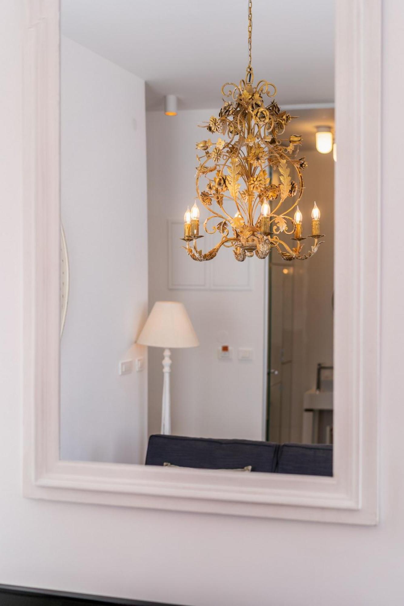 AH Design Apartments Deluxe