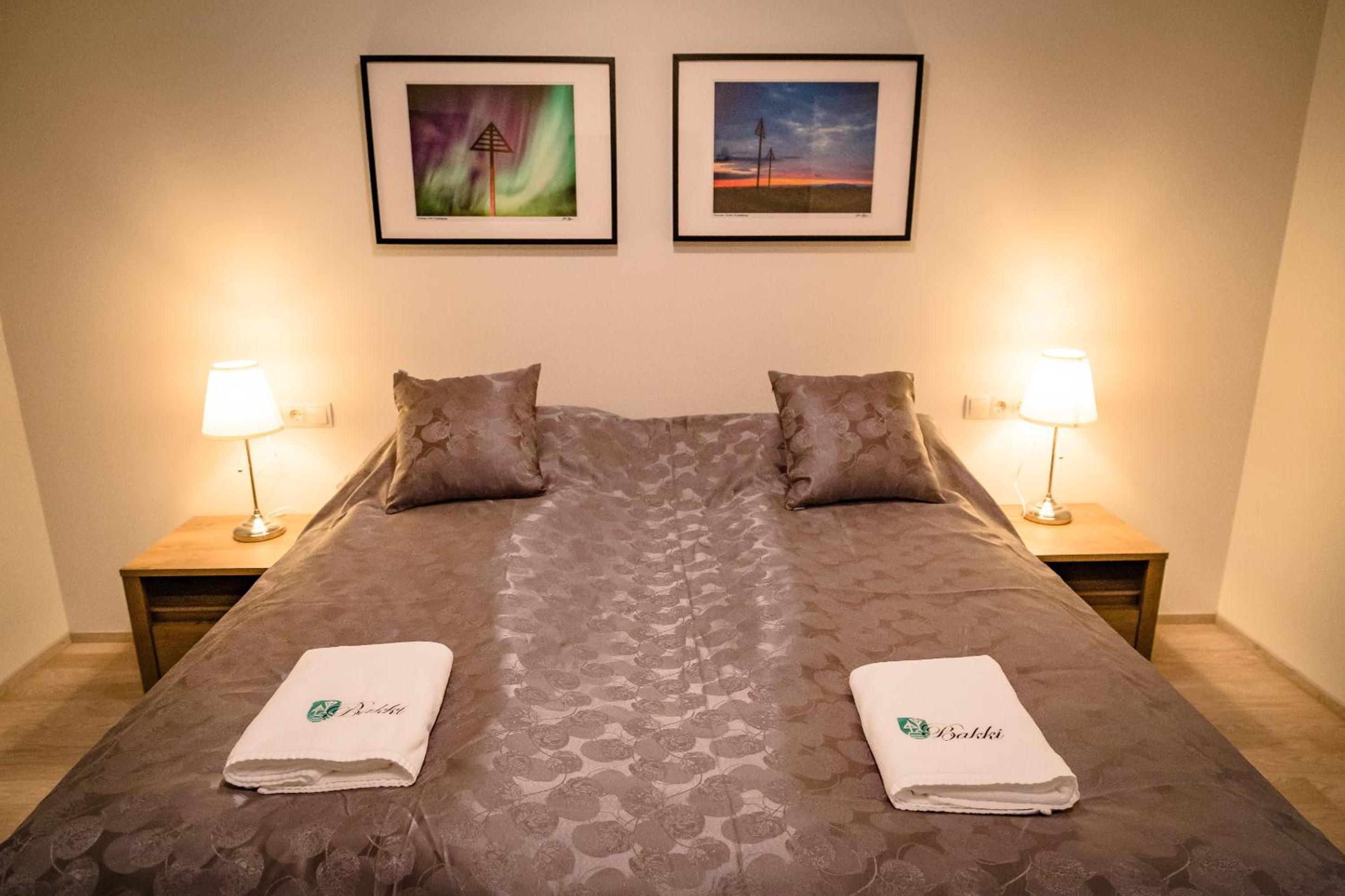Bakki Apartments & Hostel