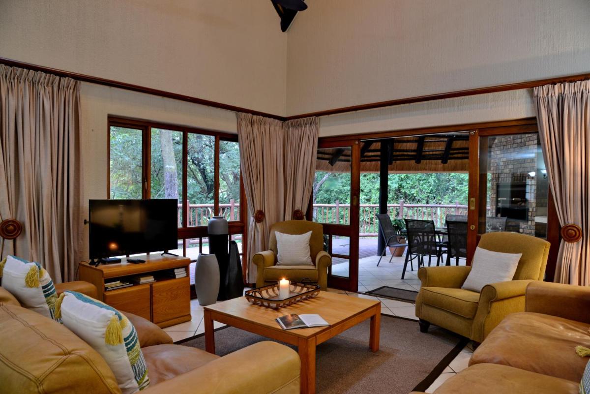 Hazyview Vacations - Cambalala - Private Villa - in Kruger Park Lodge - Serviced Daily, Free Wi-Fi - Property Image 63
