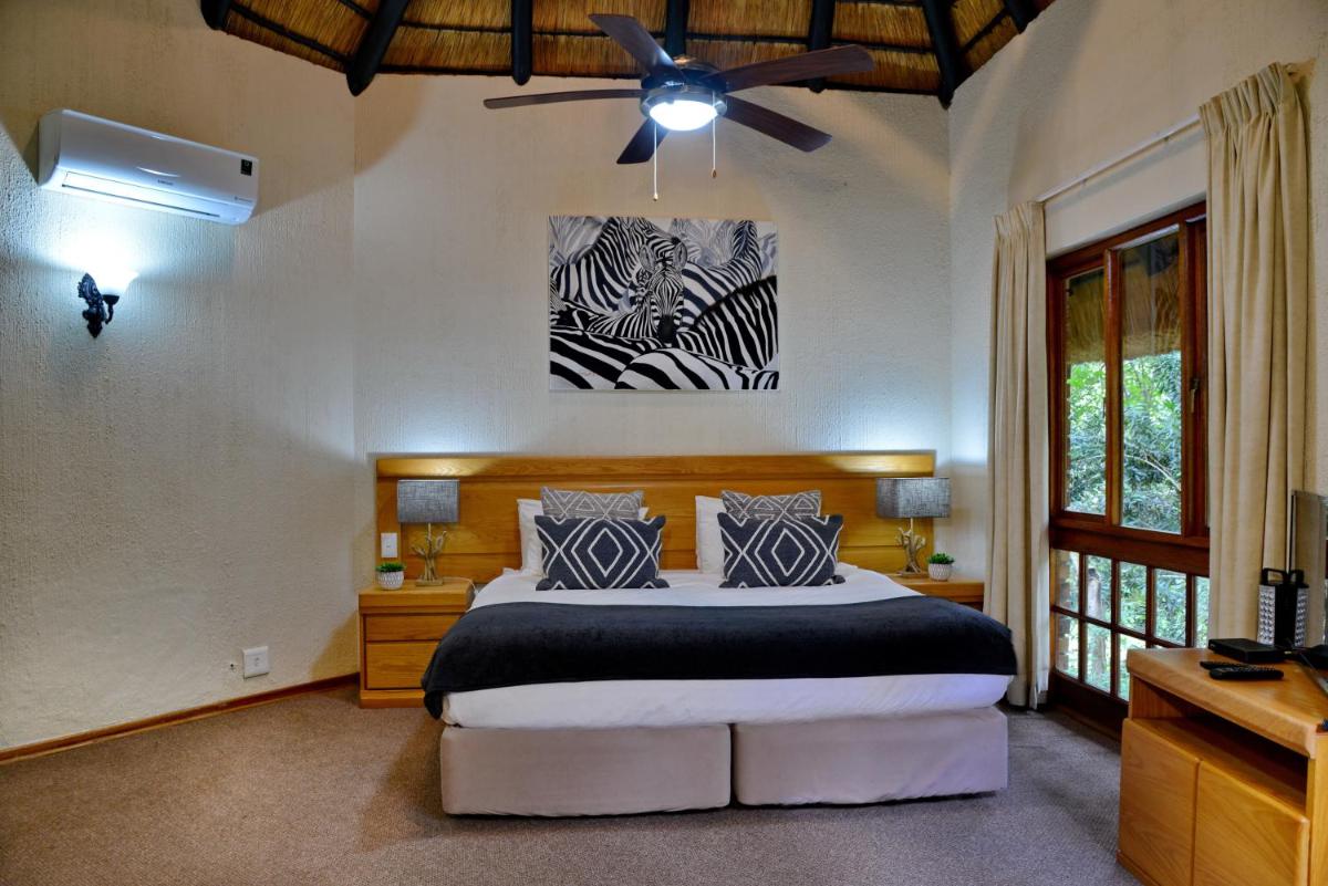 Hazyview Vacations - Cambalala - Private Villa - in Kruger Park Lodge - Serviced Daily, Free Wi-Fi - Property Image 40