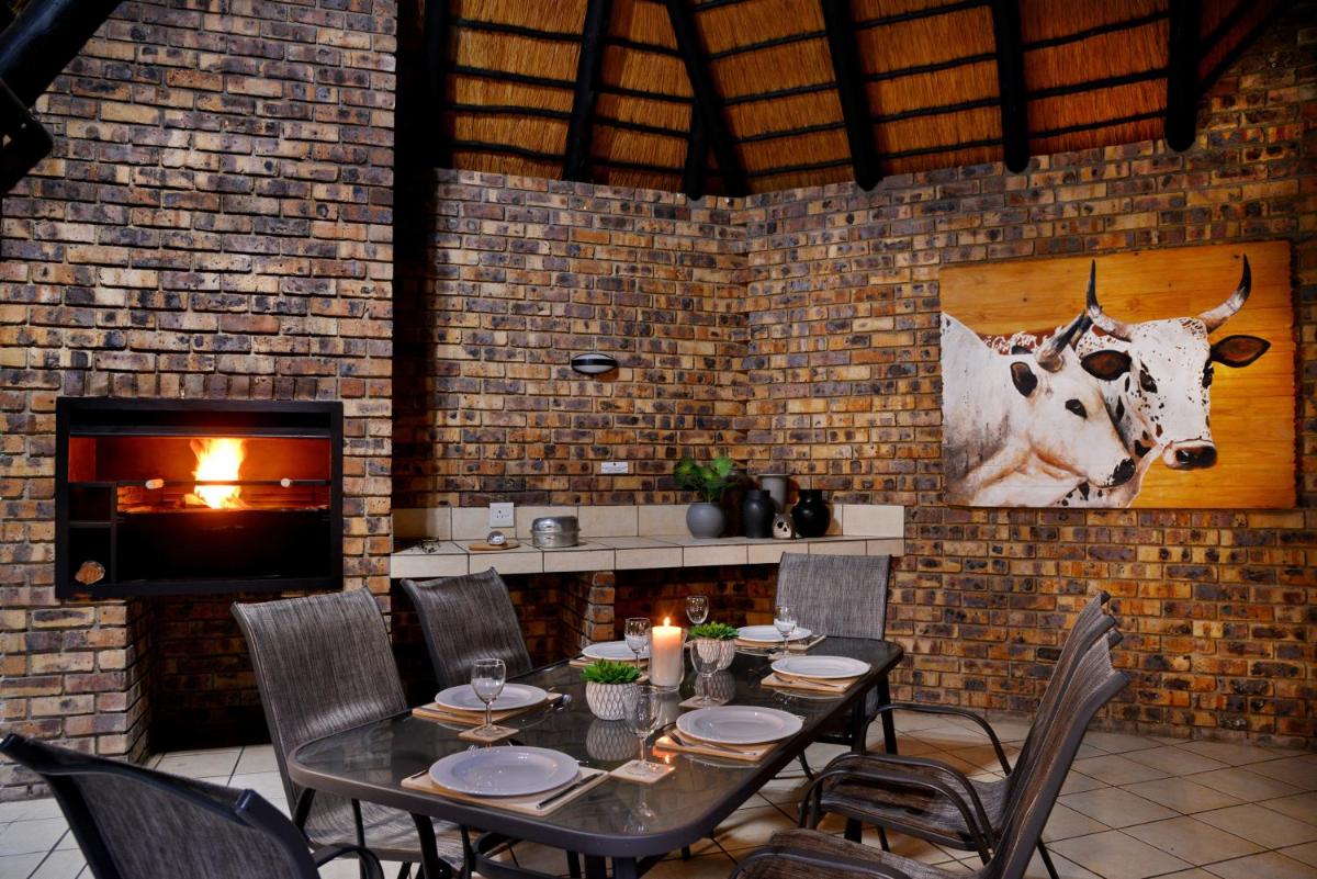 Hazyview Vacations - Cambalala - Private Villa - in Kruger Park Lodge - Serviced Daily, Free Wi-Fi - Property Image 27