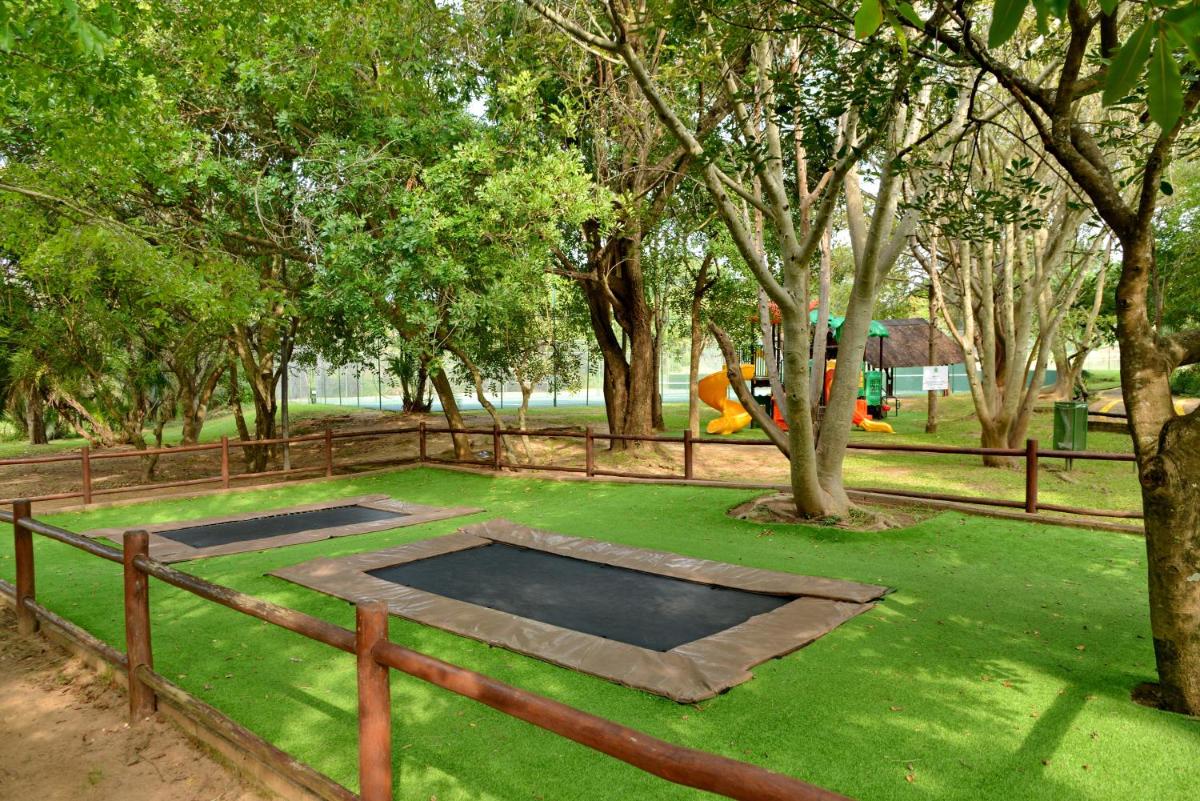 Hazyview Vacations - Cambalala - Private Villa - in Kruger Park Lodge - Serviced Daily, Free Wi-Fi - Property Image 33