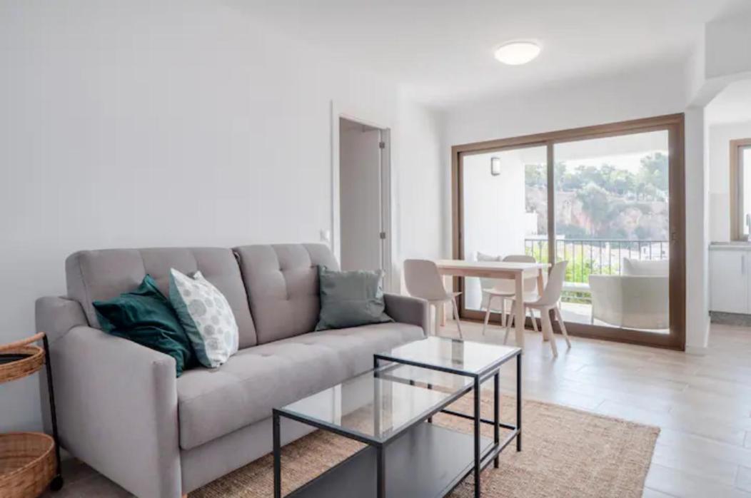 New apartment with stunning views view 5