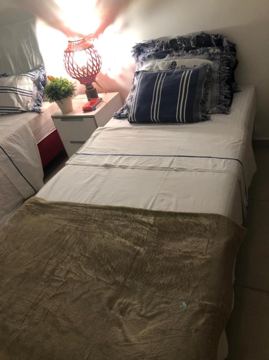 Apartamento andar superior em Gravatá com piscina e área de lazer Condomínio Jacarandá