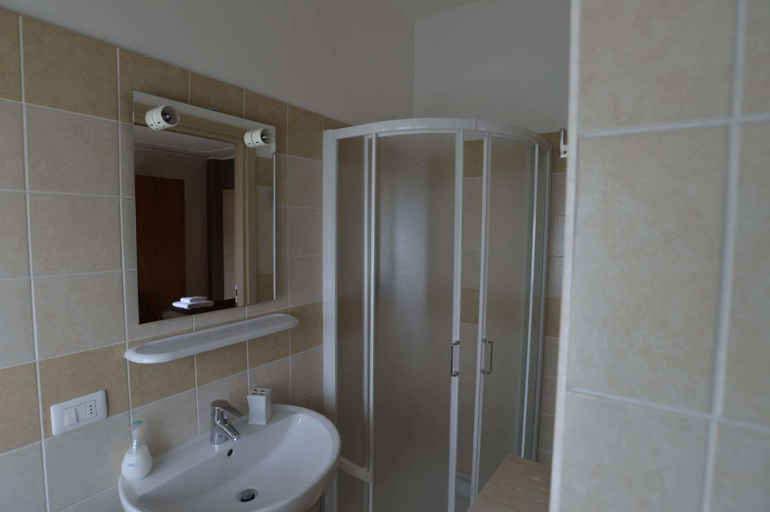 Mariclà Boutique Rooms with Balcony & Free Parking