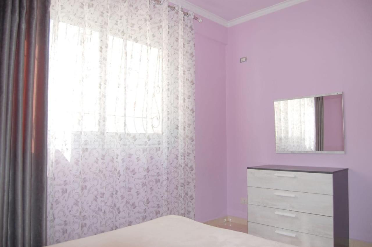 Sea View Marina Apartment Vlore
