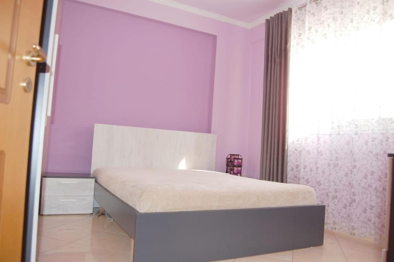 Sea View Marina Apartment Vlore
