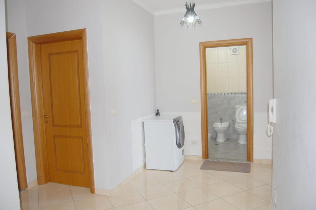 Sea View Marina Apartment Vlore