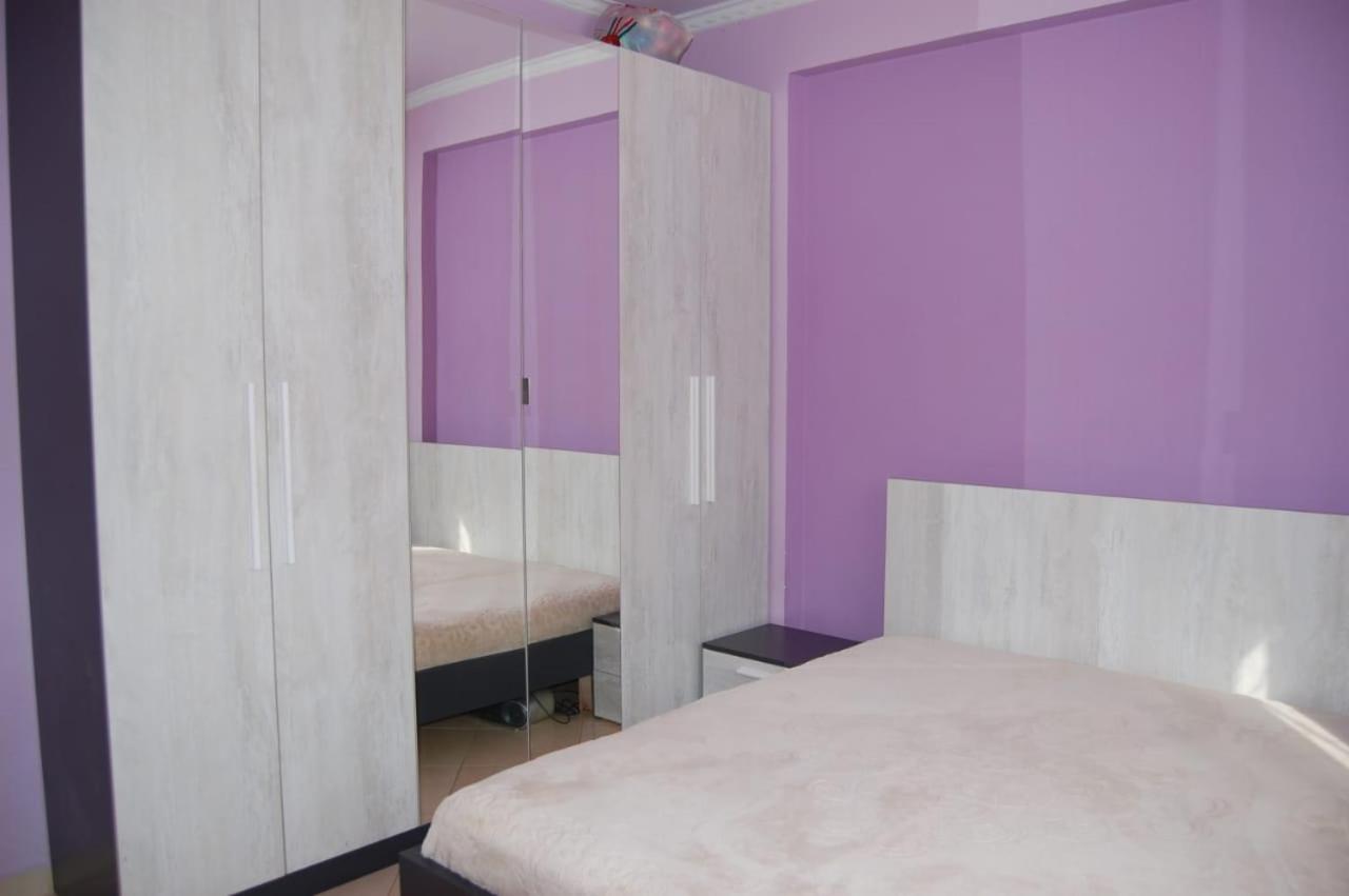 Sea View Marina Apartment Vlore