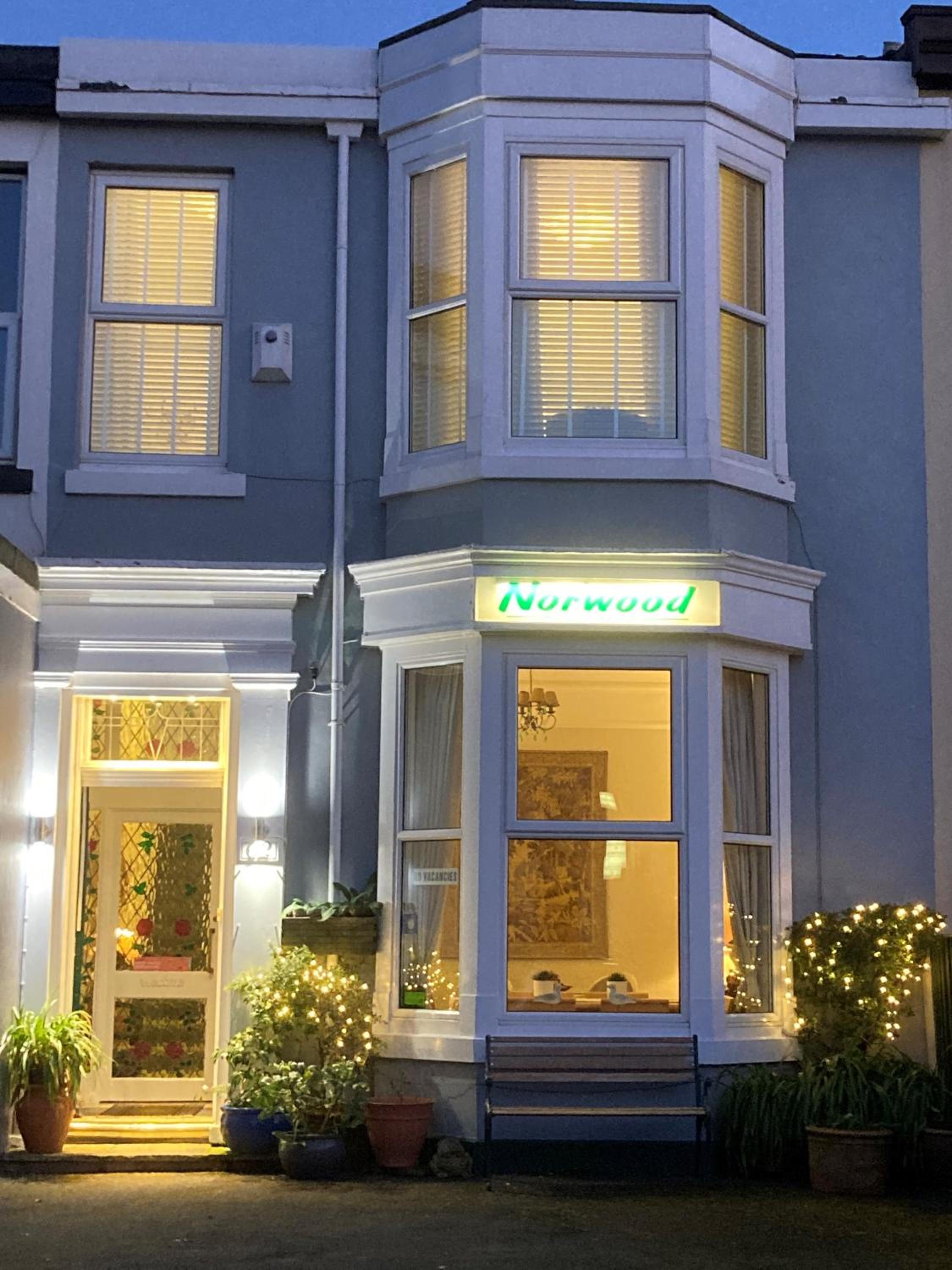 Southport Vacations - The Norwood Guest House - Property Image 13
