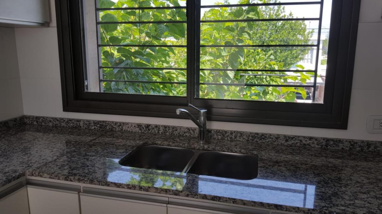 Apartamento Deluxe Senderos del Vino I, con cochera incluida, Desayuno opcional