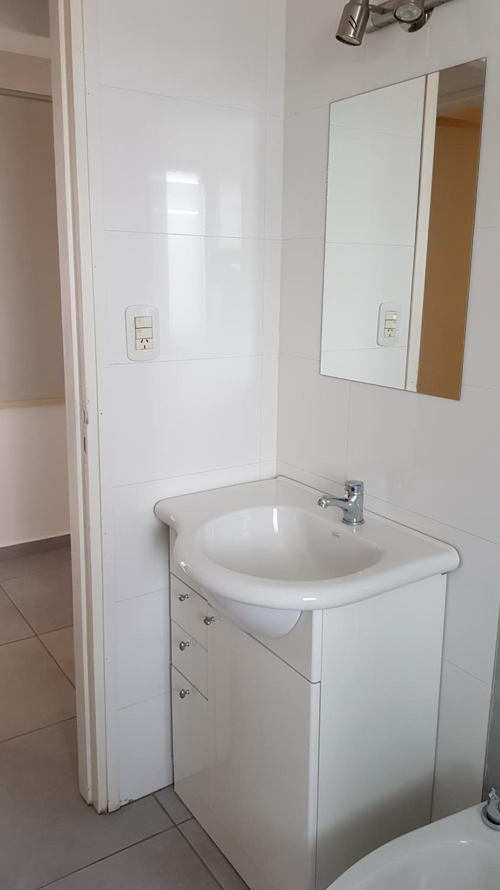 Apartamento Deluxe Senderos del Vino I, con cochera incluida, Desayuno opcional