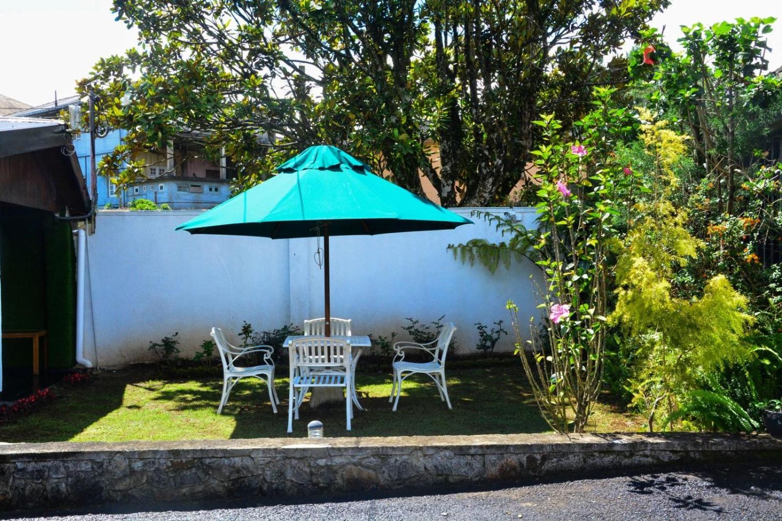 Little England Bungalow view 4