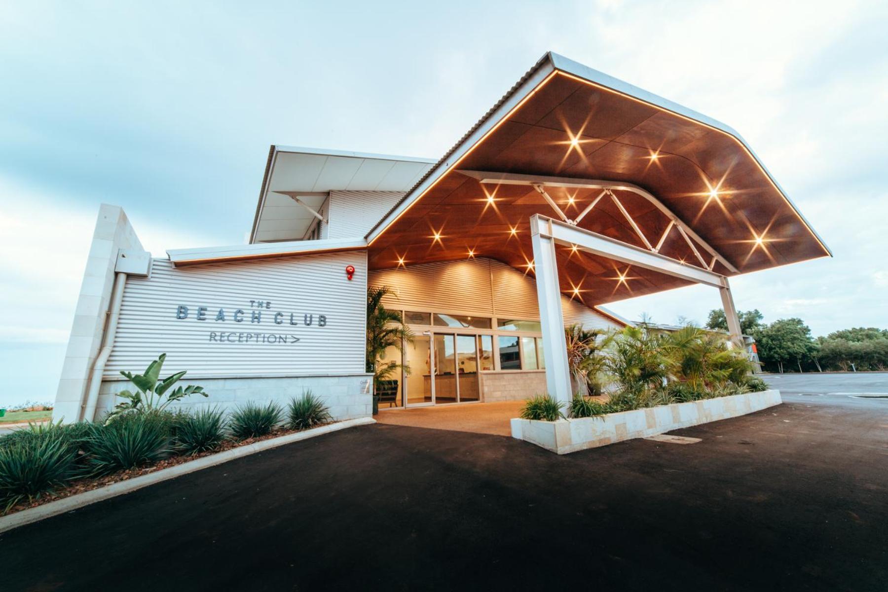 Onslow Beach Resort