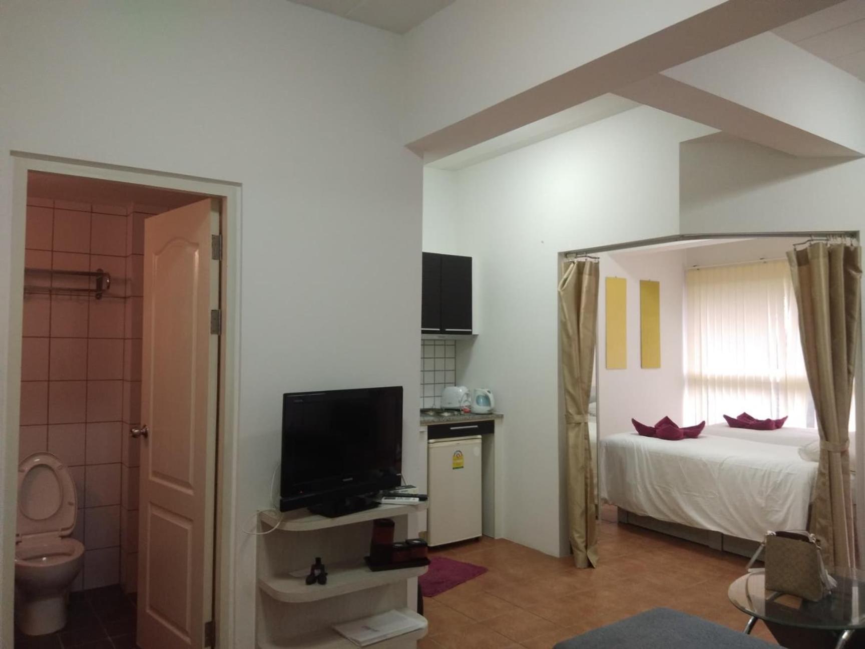 Photo 16