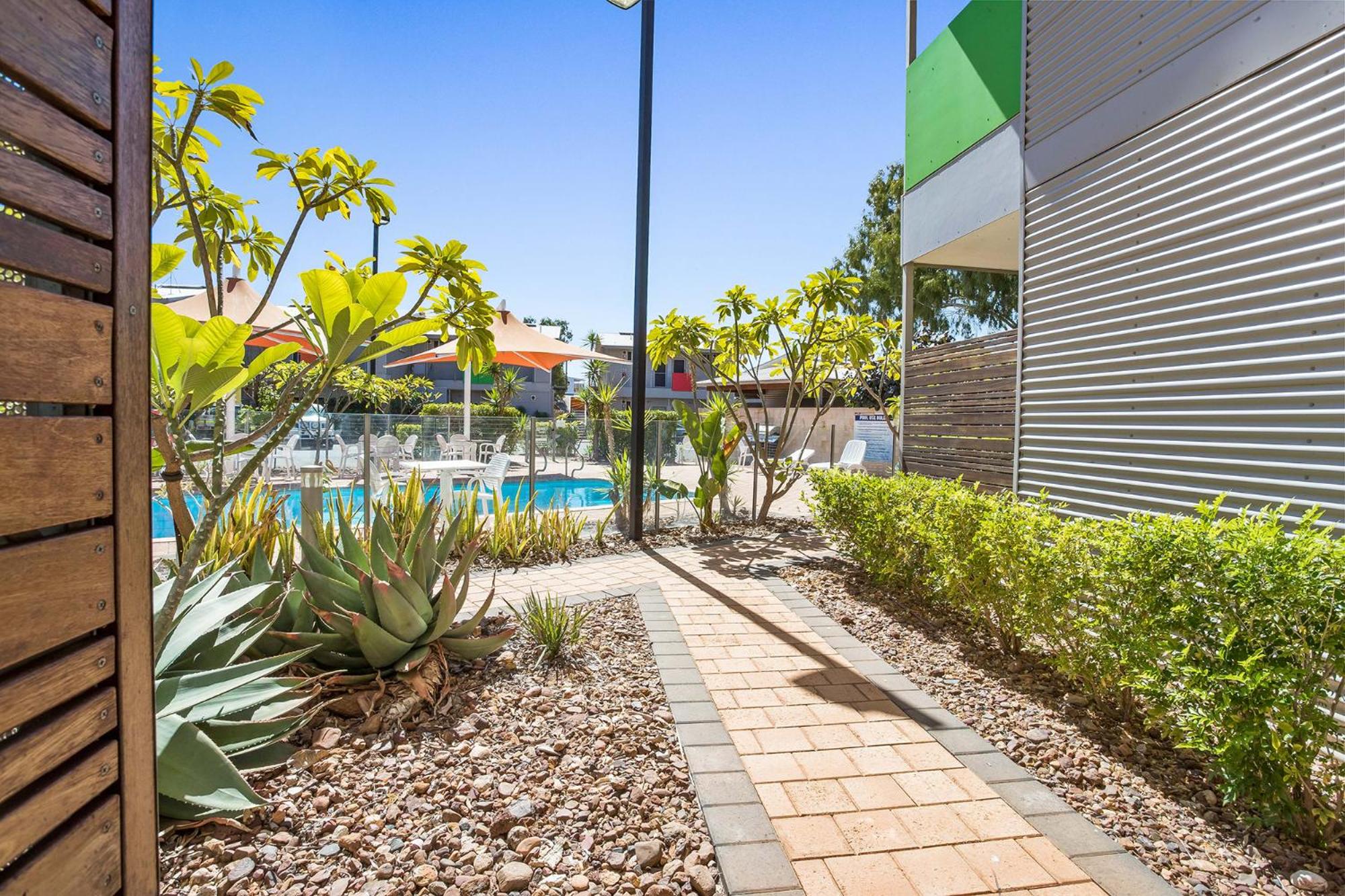 Onslow Beach Resort