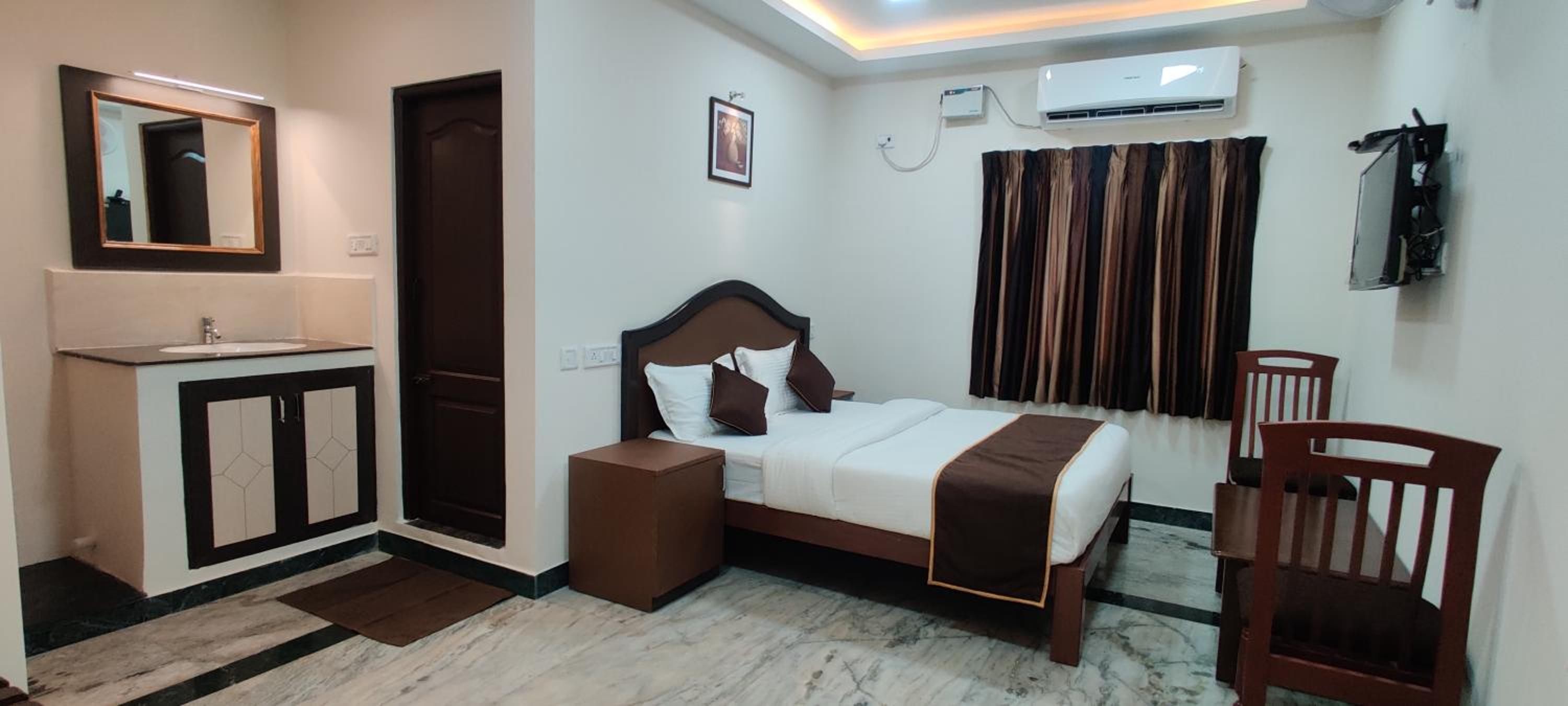 hotel room