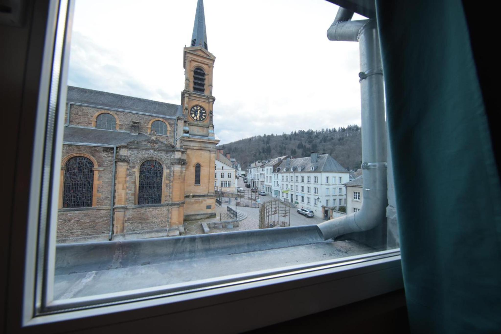 Photo 10