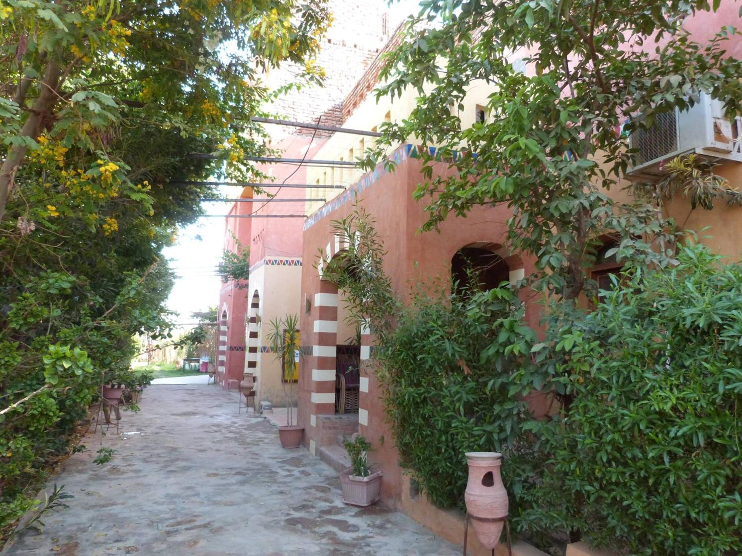 Nile Compound