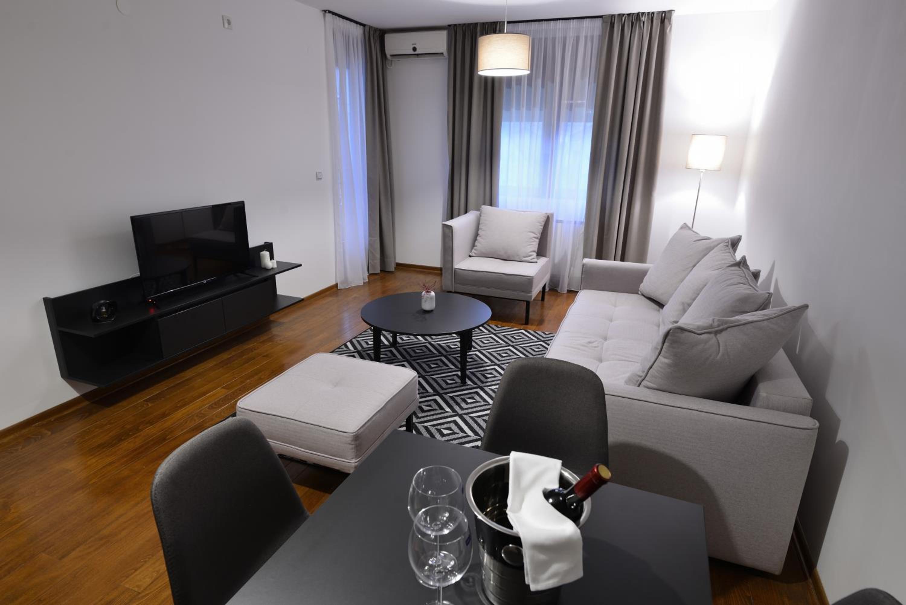 Apartman DiamondLux Vrnjacka Banja view 4
