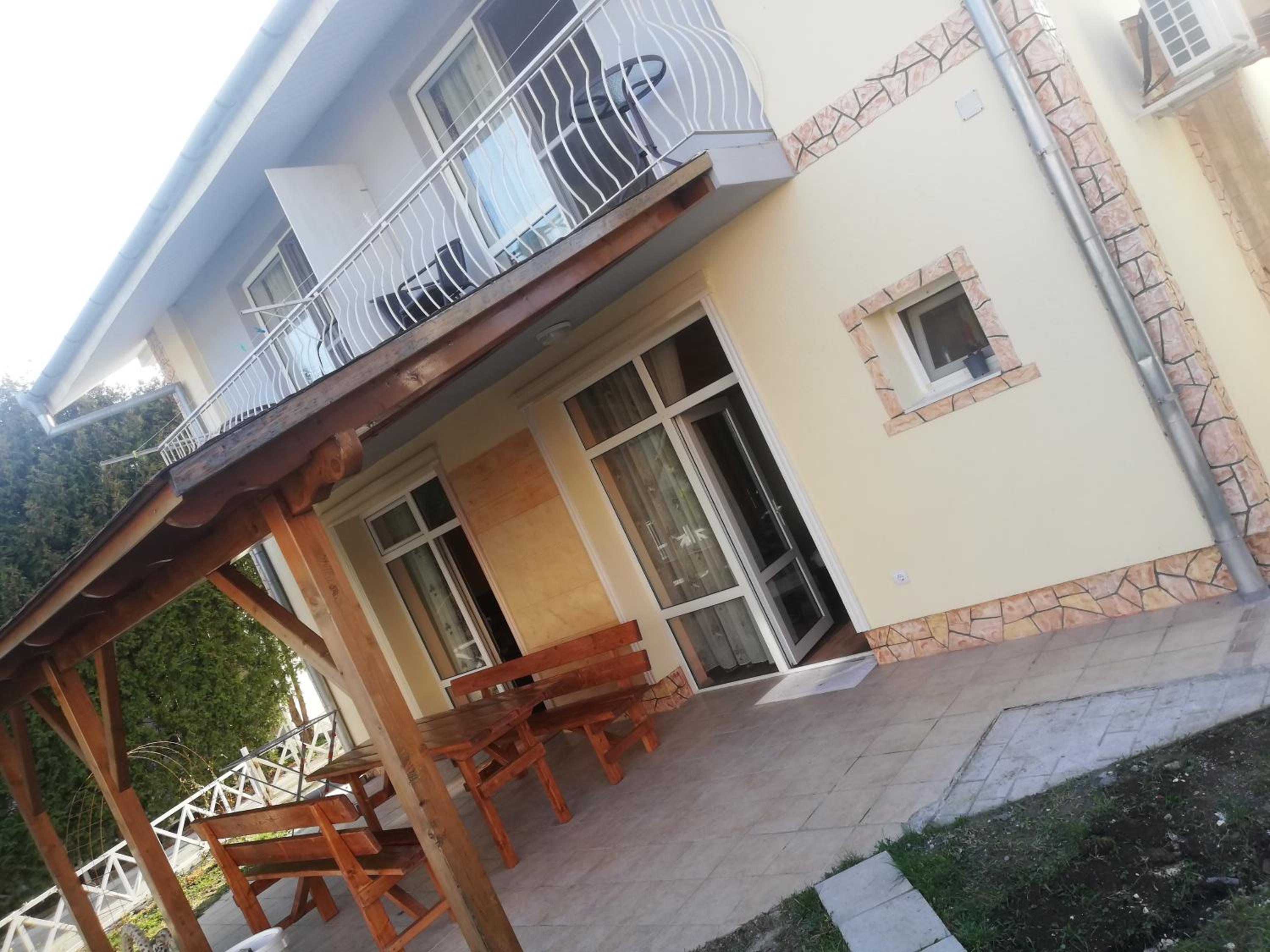 Vila Ariana view 4