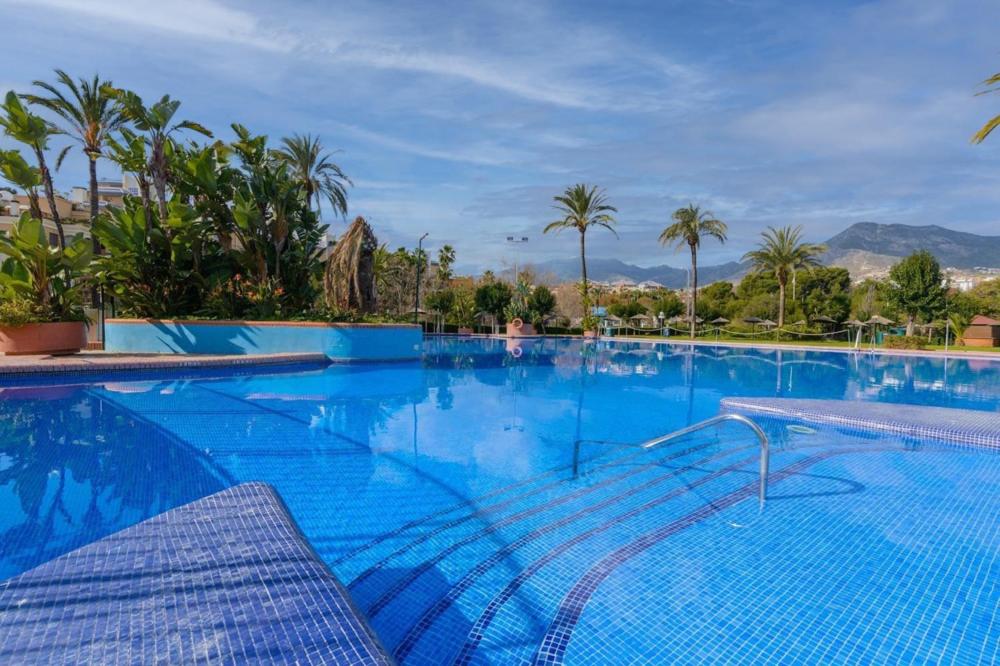 Benalbeach, Bonito apartamento 2 dormitorios view 5