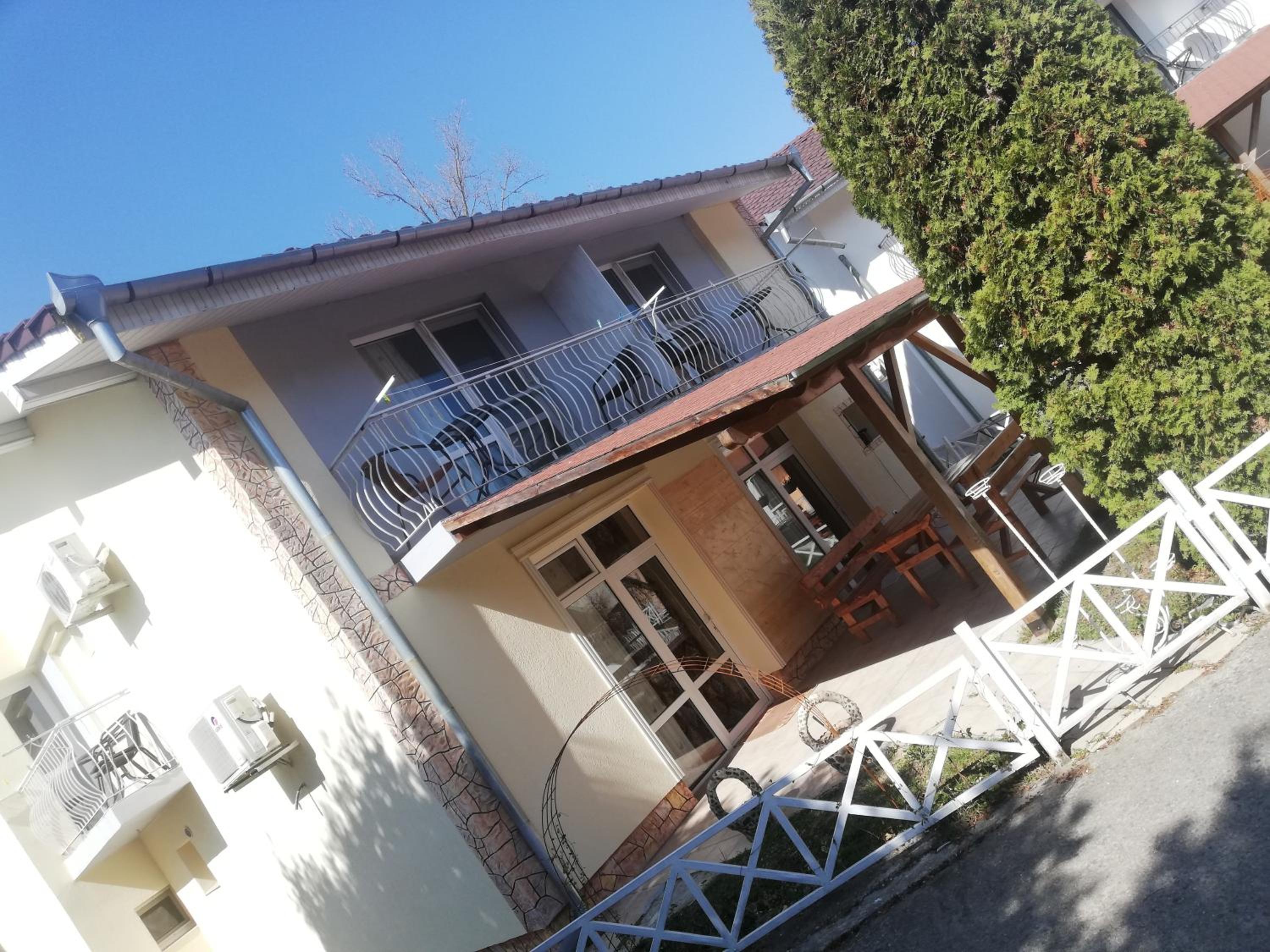 Vila Ariana view 3