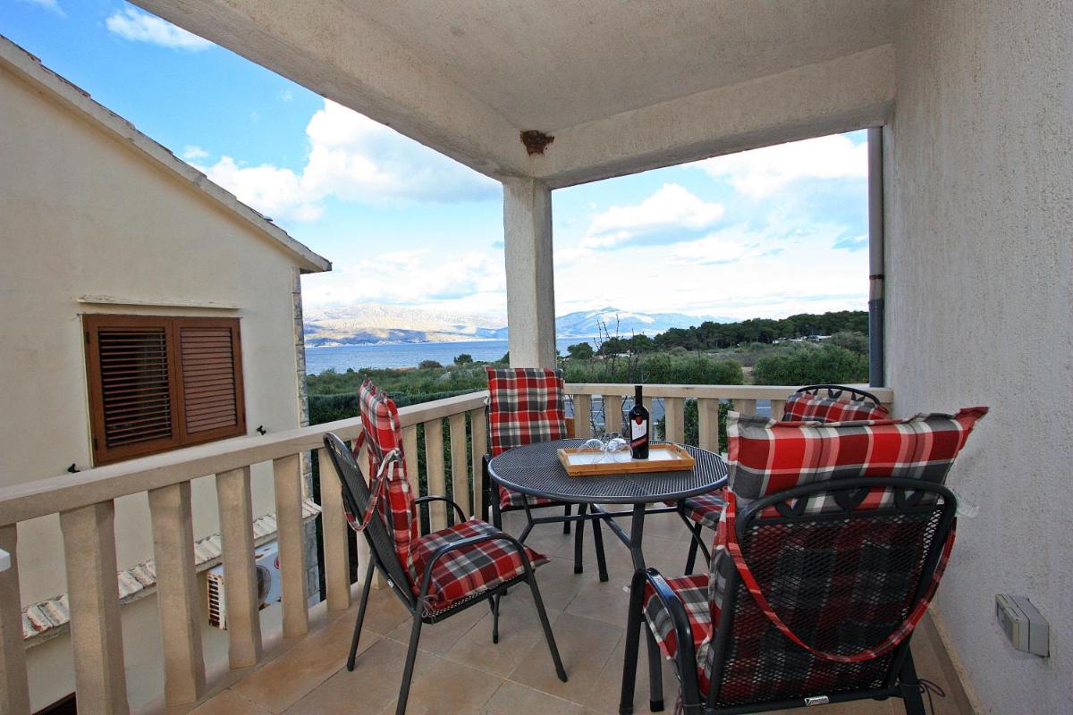 Apartment Petra view 3