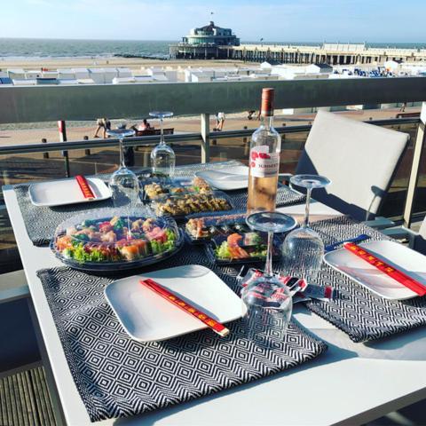 Luxueus appartement met ruim terras, frontaal zeezicht 4 à 5 personen