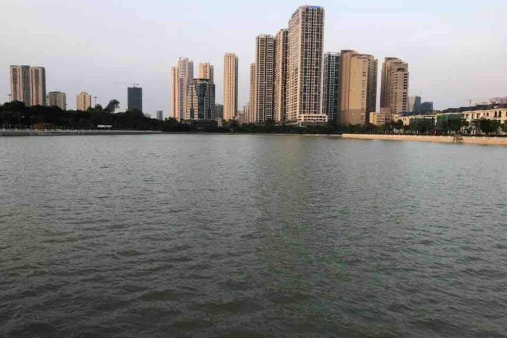 2 Bedrooms in luxury @Vinhomes Green Bay Ha Noi.